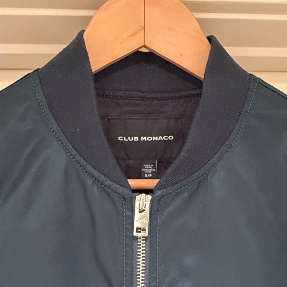 Club Monaco MA-1 Bomber Jacket Men’s Small Minimalist Nylon Zip Deep Green - Picture 4 of 14